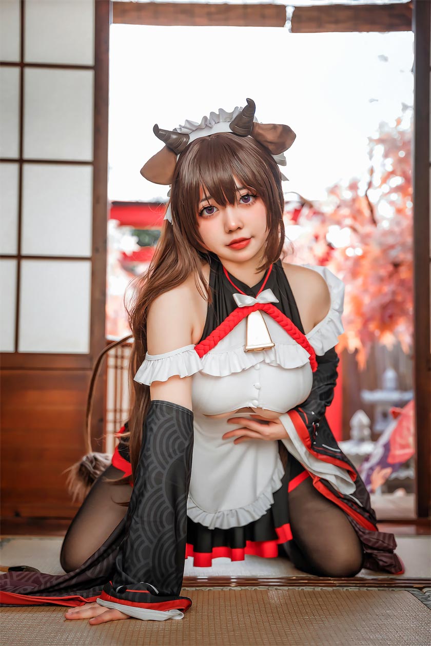 啊日日_Ganlory 碧蓝航线 迷糊女仆COS