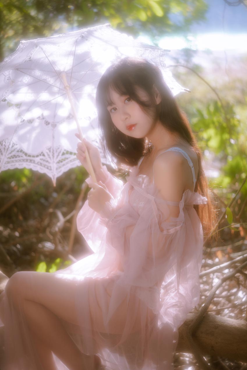 萌芽儿o0 林中少女