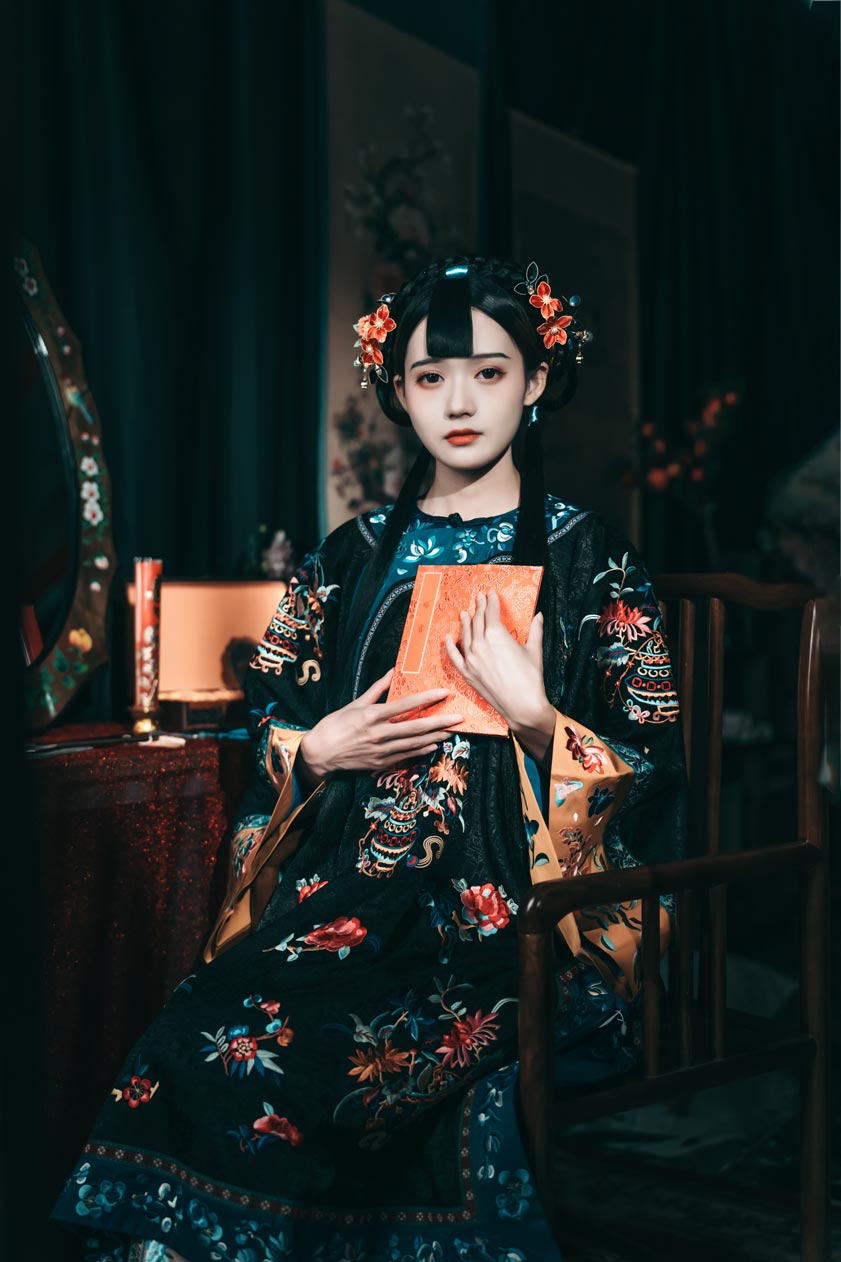 兔子Zzz不吃胡萝卜 经年旧梦-清汉女