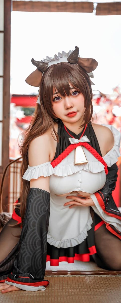 啊日日_Ganlory 碧蓝航线 迷糊女仆COS