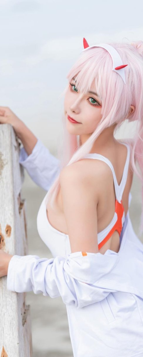Momoko葵葵泳装兔女郎花嫁