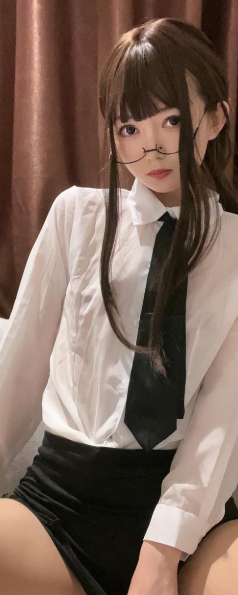 51酱 眼镜娘