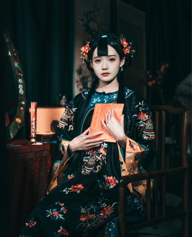 兔子Zzz不吃胡萝卜 经年旧梦-清汉女