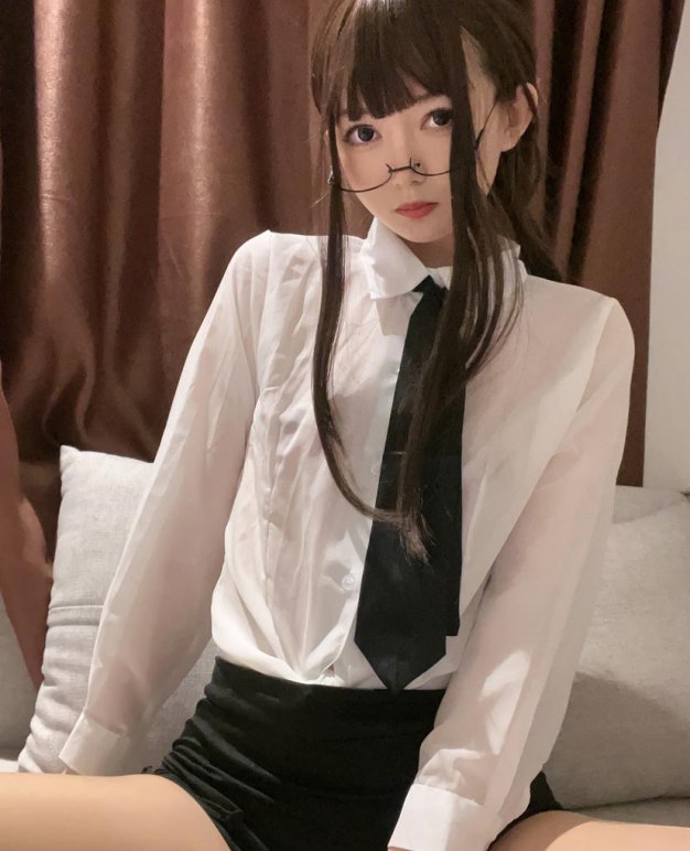 51酱 眼镜娘