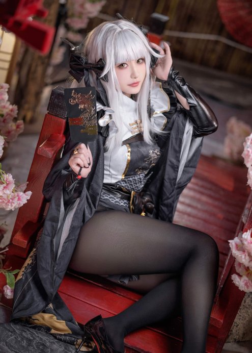 cosplay Nikke:胜利女神 白兔布兰儿🐰🤍@溯兮-sukki
