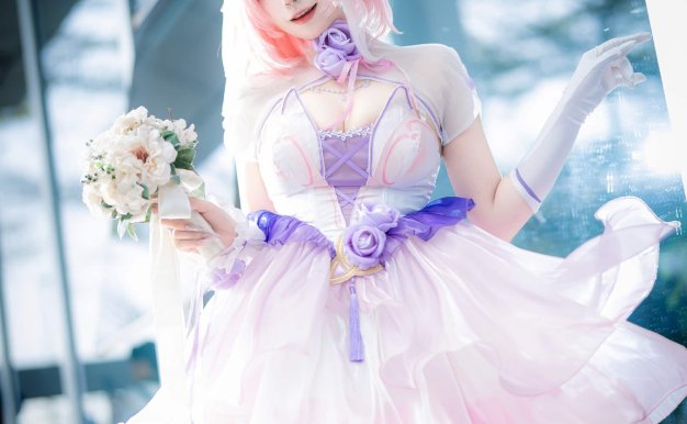COSPLAY 崩坏3 喧鼓祈新 爱门永存！@冉冉不甜v